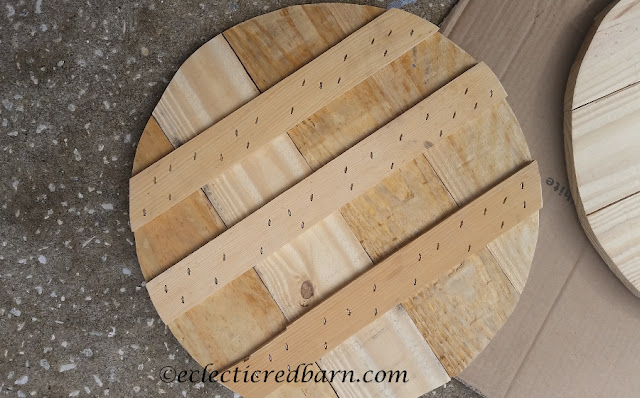 Christmas Wreaths. Share NOW.#Christmasdecor, #wreaths #Christmas #eclecticredbarn Christmas Wreaths. Share NOW.#Christmasdecor, #wreaths #Christmas #eclecticredbarn