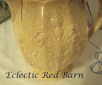 yellow vase, vintage vase closeup