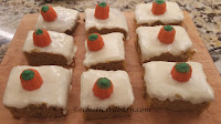 Pumpkin Bars: Share NOW. #bars #halloween #halloweendesserts #eclecticredbarn