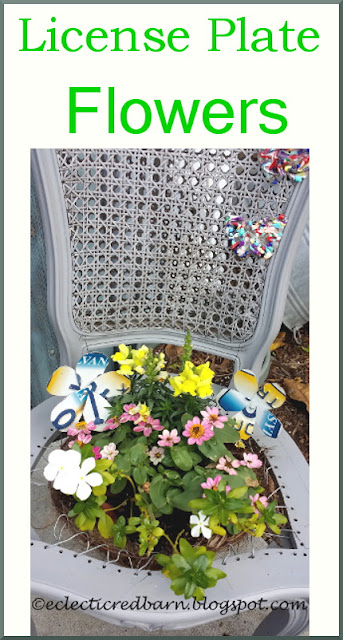 Eclectic Red Barn: License Plate Flowers