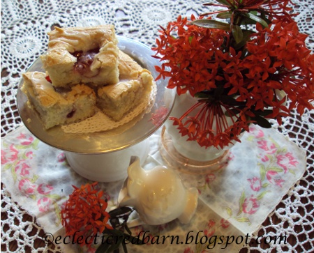 Eclectic Red Barn: Luscious Cherry Bars