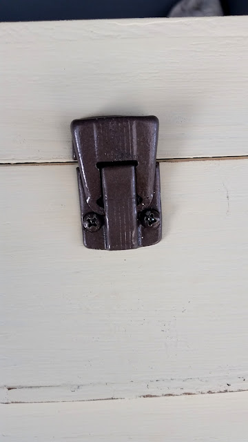 Thrift Store Challenge. #upcycle #thriftstore #eclecticredbarn