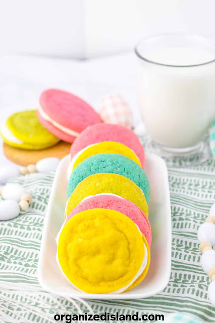 Thursday Favorite Things. Share NOW. #linkyparty. #TFT #thursdaayfavoritethings #eclecticredbarn