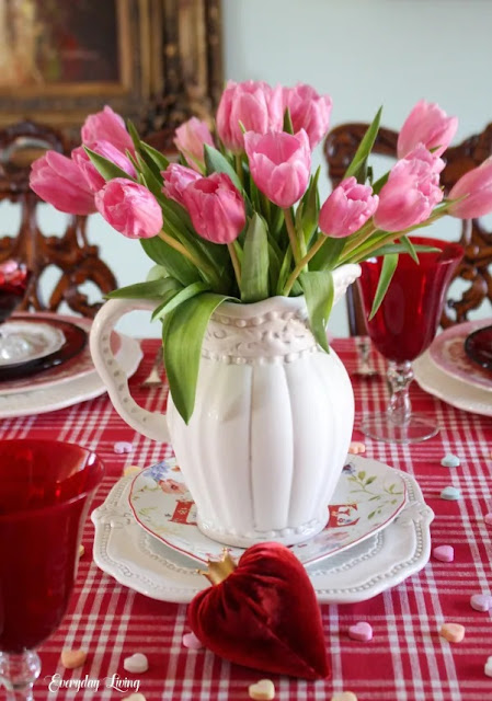 Thursday Favorite Things. Share NOW. #linkyparty. #TFT #thursdaayfavoritethings #eclecticredbarn Thursday Favorite Things. Share NOW. #linkyparty. #TFT #thursdaayfavoritethings #eclecticredbarn