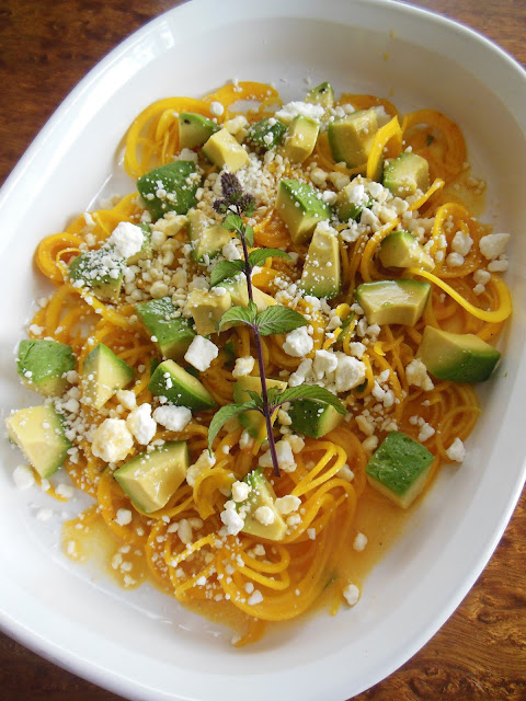 Thursday Favorite Things. Share NOW. #linkyparty. #TFT #thursdaayfavoritethings #eclecticredbarn