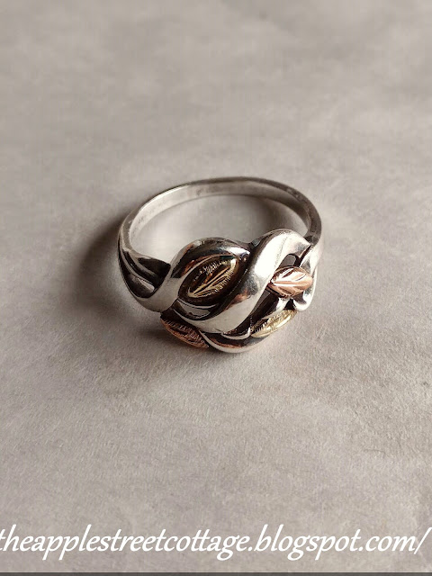 Wonderful Wednesday Blog Hop. Share NOW. #wwbh #wwbloghop #wonderfulwednesdaybloghop #eclecticredbarn