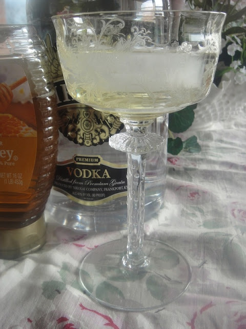 Happiness Is Homemade. Share NOW. #happinessishomemade, #linkyparty #eclecticredbarn #hih