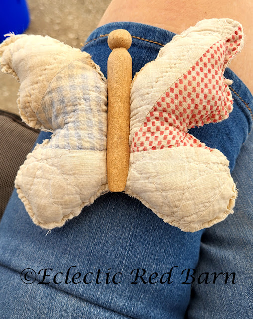 Butterfly and Flower Garland. Share NOW. #garland, #eclecticredbarn, #butterflies, #flowers, #funfabric