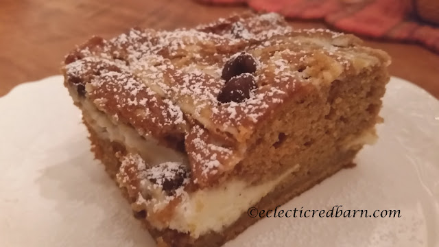 Pumpkin Earthquake Cake. Share NOW. #desserts #pumpkin #cake #eclecticredbarn