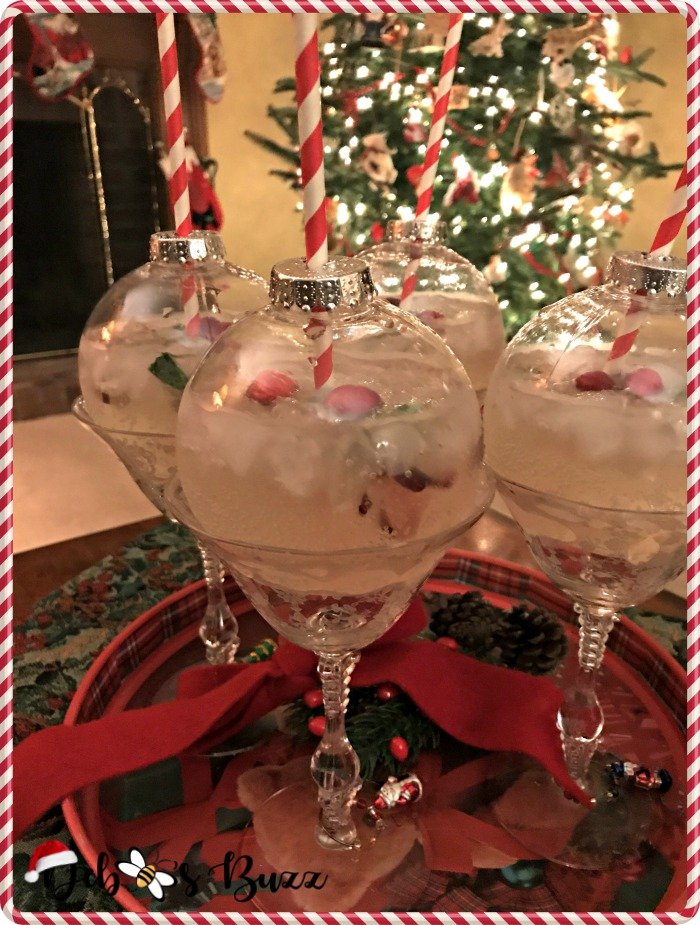 Christmas-cocktail-ornament-balls-tray